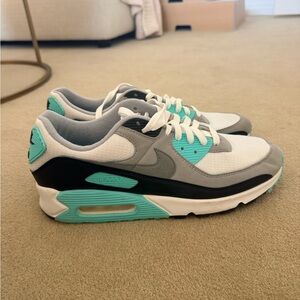 Nike Air Max in Gray and Aqua